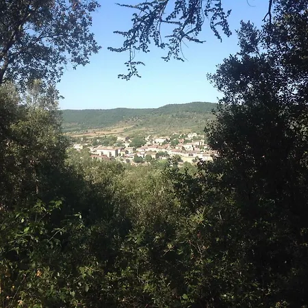Au Mas Des Graviers *