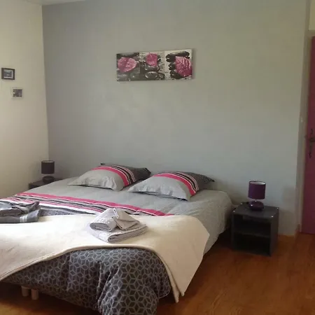 硕石农家乐 萨拉瓦斯